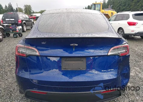2021 Tesla Model Y Long Range Dual Motor All-Wheel Drive из США, поврежденный, VIN 5YJYGDEE8MF270076